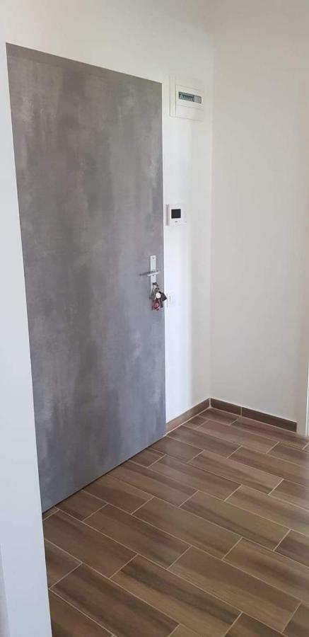 Apartament Modern Ioan Popasu Apartment Брашов Екстериор снимка